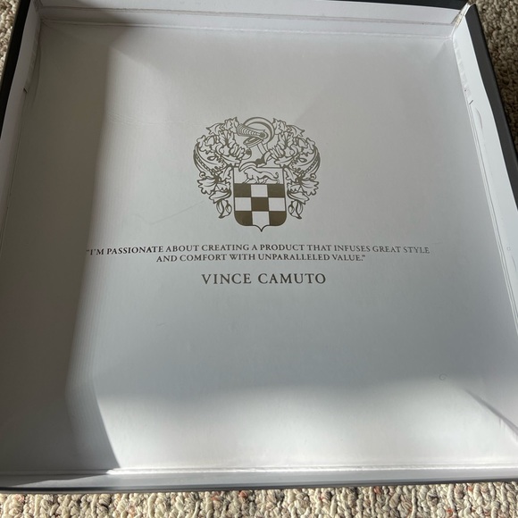 Vince Camuto Burgundy/ Wine Leather Boots - Picture 9 of 10